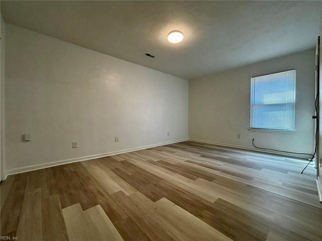 4605 Hardy Ct Apt B, Suffolk, VA 23435