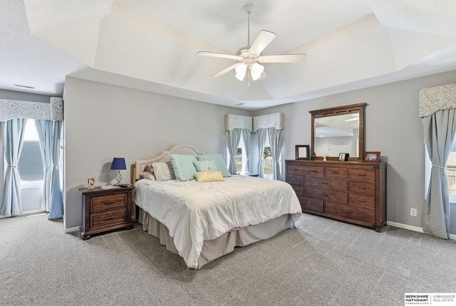5118 N 137th Avenue, Omaha, NE 68164