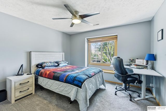 5118 N 137th Avenue, Omaha, NE 68164