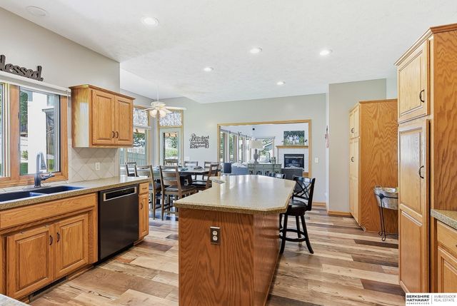 5118 N 137th Avenue, Omaha, NE 68164