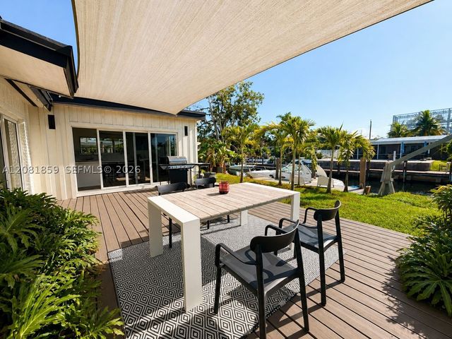 1720 SW 23rd Ave, Fort Lauderdale, FL 33312