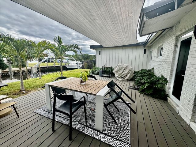 1720 SW 23rd Ave, Fort Lauderdale, FL 33312