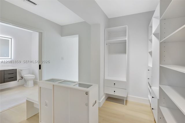 1720 SW 23rd Ave, Fort Lauderdale, FL 33312