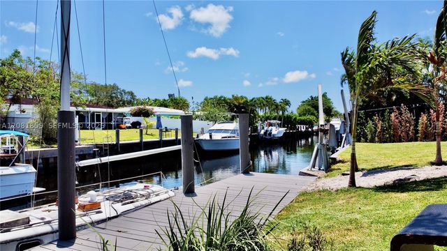 1720 SW 23rd Ave, Fort Lauderdale, FL 33312