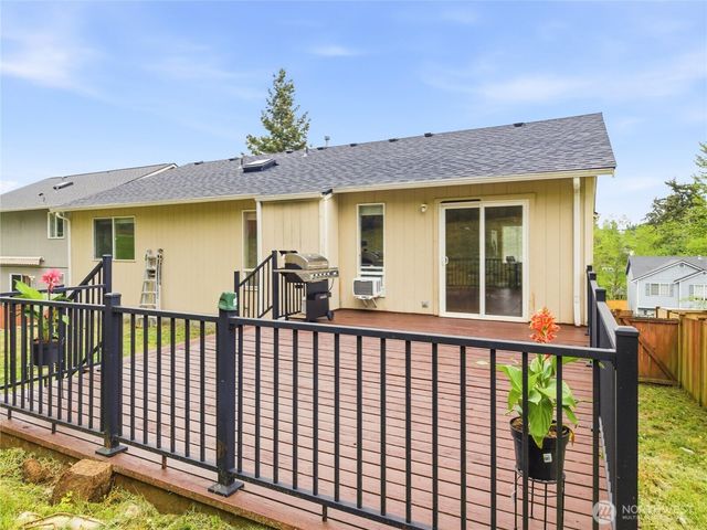 14618 69th Avenue Ct E, Puyallup, WA 98375