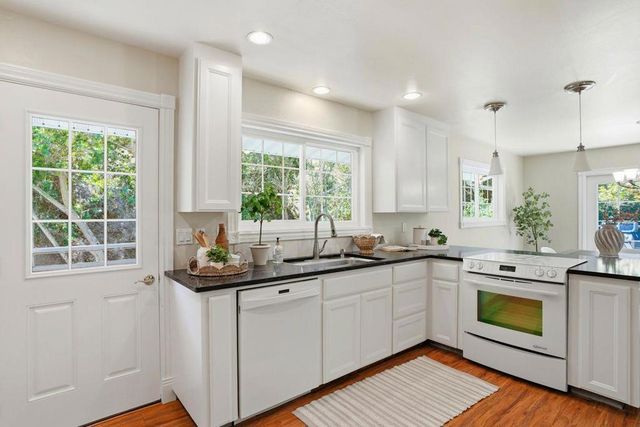 243 Wildwood Way, Salinas, CA 93908