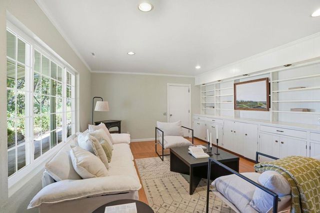 243 Wildwood Way, Salinas, CA 93908