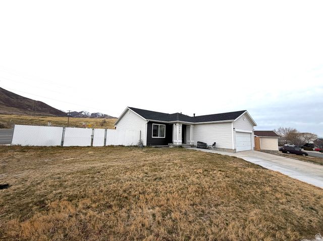3488 S PYRITE DR, Magna, UT 84044
