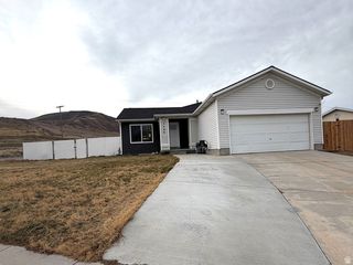 3488 S PYRITE DR, Magna, UT 84044