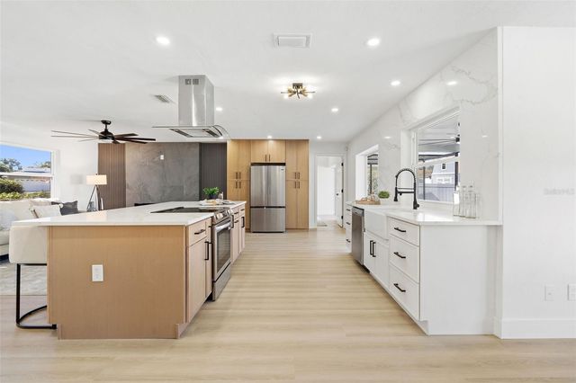 2972 COMPTON COURT, Clearwater, FL 33761