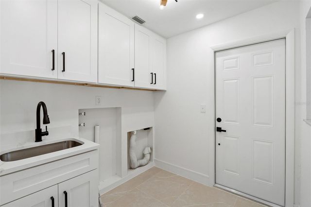 2972 COMPTON COURT, Clearwater, FL 33761