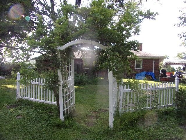 28 Graff Road, Knox, PA 16232