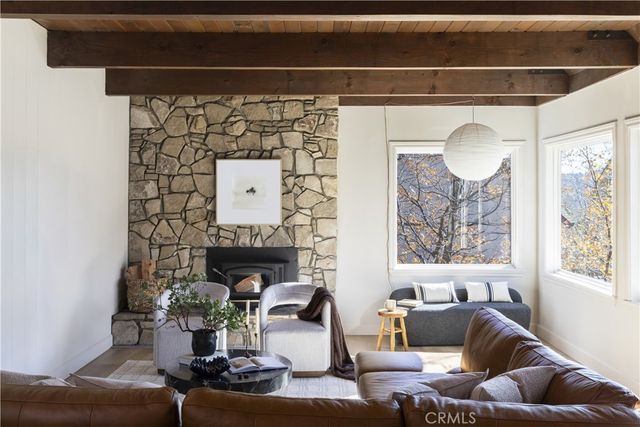 28000 West Shore Drive, Lake Arrowhead, CA 92352