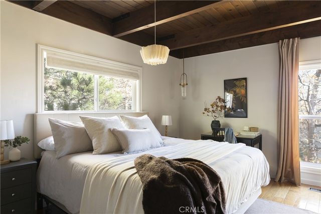 28000 West Shore Drive, Lake Arrowhead, CA 92352