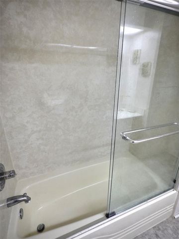 46 PALM FOREST DRIVE, Largo, FL 33770