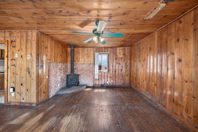 335 Monterey Road, Pacifica, CA 94044
