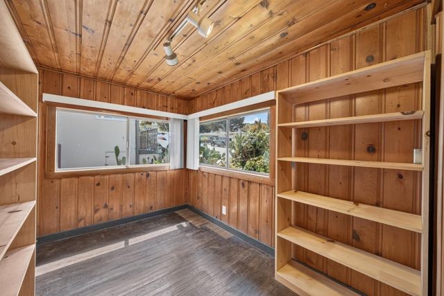 335 Monterey Road, Pacifica, CA 94044