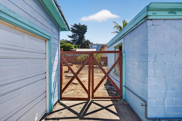 335 Monterey Road, Pacifica, CA 94044