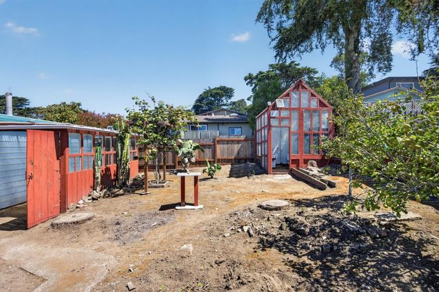335 Monterey Road, Pacifica, CA 94044