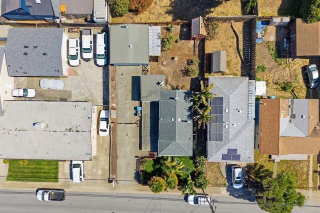 335 Monterey Road, Pacifica, CA 94044