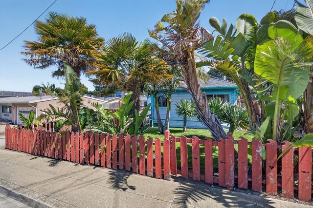 335 Monterey Road, Pacifica, CA 94044