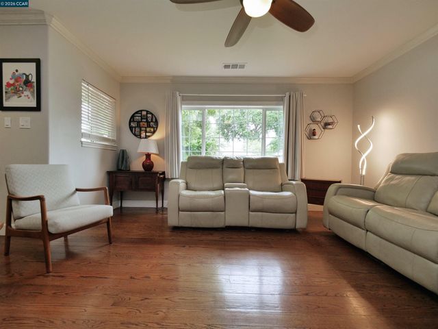 1260 Apple Drive, Concord, CA 94518