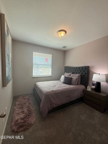 10721 Bill Bates Street, El Paso, TX 79924