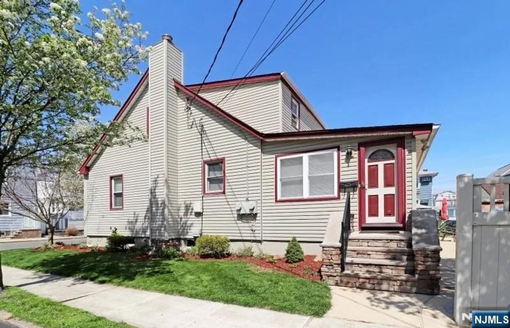 30 Gold Street, North Arlington, NJ 07031