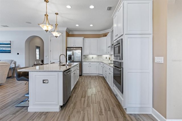 655 SOUTHLAKE DRIVE, Ormond Beach, FL 32174