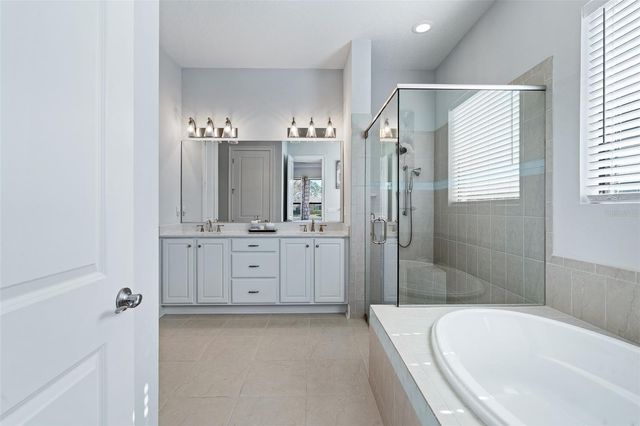 655 SOUTHLAKE DRIVE, Ormond Beach, FL 32174