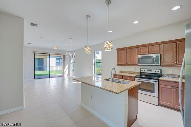 5422 Useppa DR, Ave Maria, FL 34142