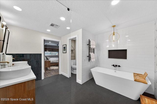 169 Glenwood Avenue, Satellite Beach, FL 32937