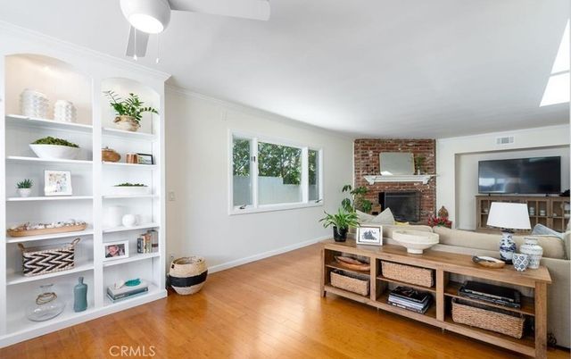 2112 Dover Drive, Newport Beach, CA 92660
