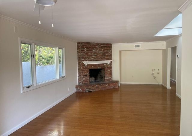 2112 Dover Drive, Newport Beach, CA 92660