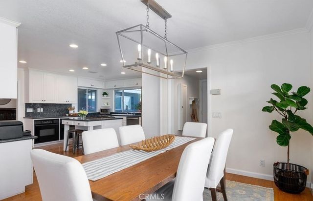 2112 Dover Drive, Newport Beach, CA 92660