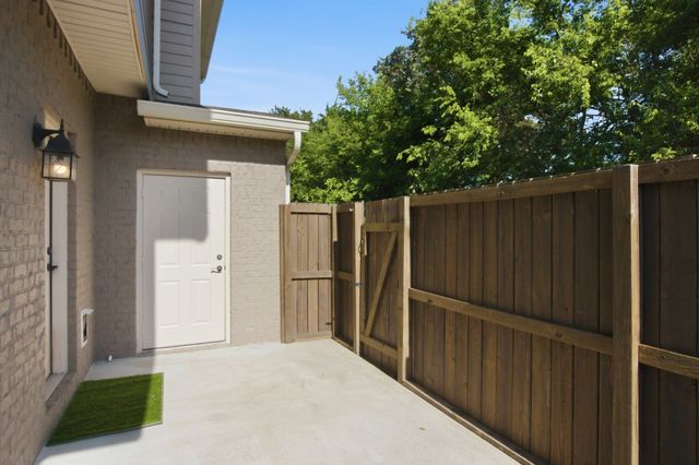 3111 Blue Sky Dr, Murfreesboro, TN 37130