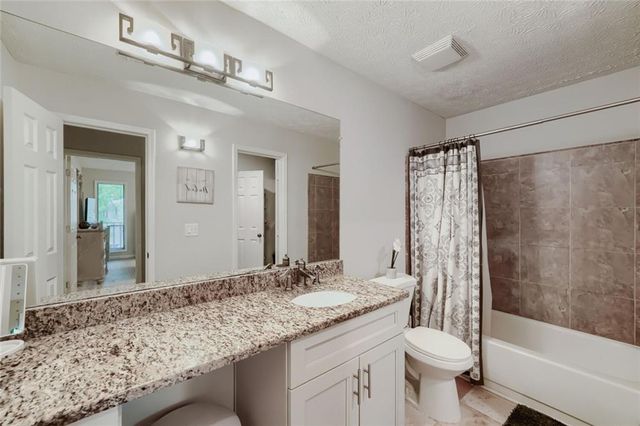 3903 Woodridge Way, Tucker, GA 30084