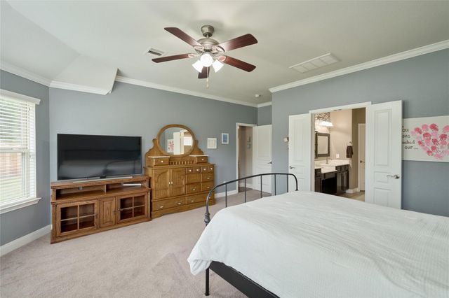 24511 Emerald Pool Falls Drive, Tomball, TX 77375