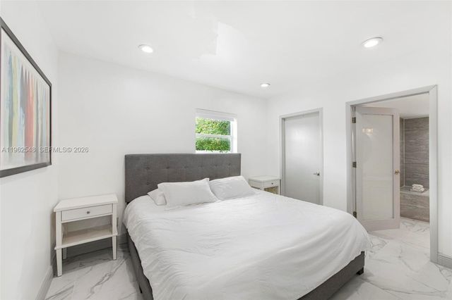 3621 SW 35th St, West Park, FL 33023