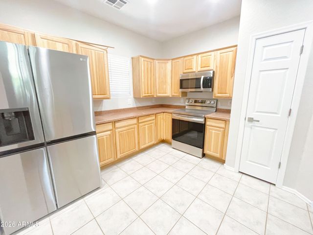 11500 E Cochise Drive 1007, Scottsdale, AZ 85259