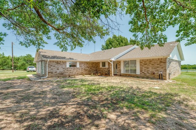 76 Spout Springs Road, Pottsboro, TX 75076