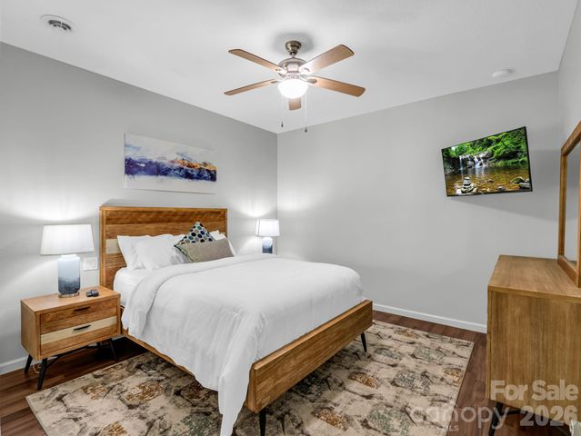 656 Cashiers Valley Road, Brevard, NC 28712