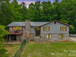 656 Cashiers Valley Road, Brevard, NC 28712