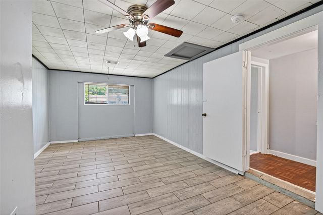 5934 Belmark Street, Houston, TX 77033
