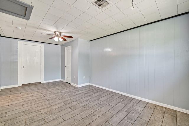 5934 Belmark Street, Houston, TX 77033