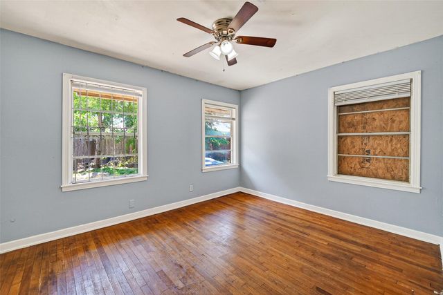 5934 Belmark Street, Houston, TX 77033