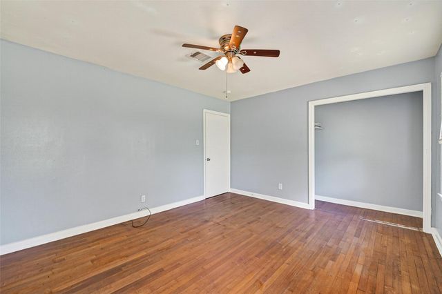5934 Belmark Street, Houston, TX 77033