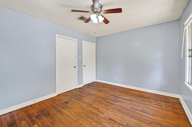 5934 Belmark Street, Houston, TX 77033
