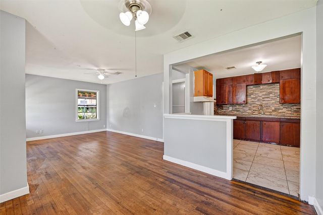 5934 Belmark Street, Houston, TX 77033
