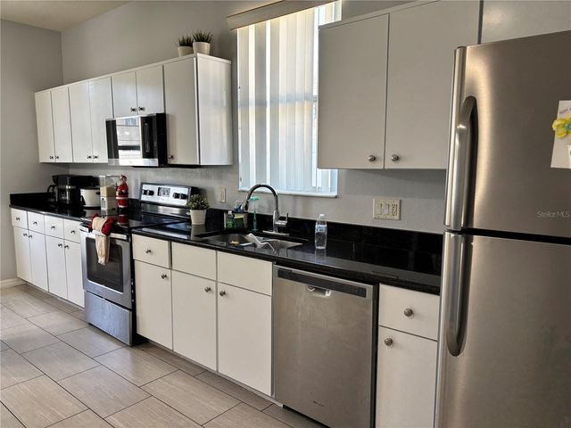 924 EMERALD GREEN COURT, Kissimmee, FL 34746